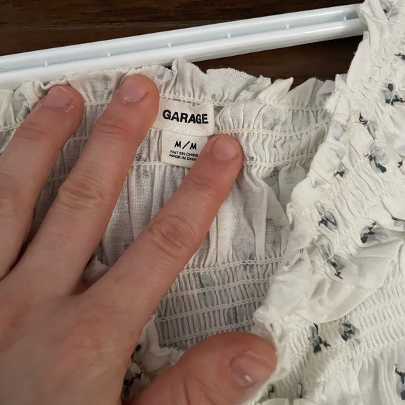 GARAGE FLORAL TOP - Picture 3 of 3